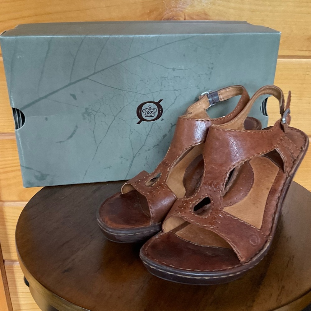 Born Welly Clog Sandal Ladies Sz 8